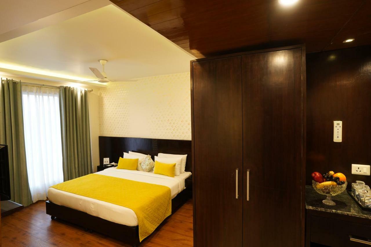 Rockland Hotel, C.R Park Nueva Delhi Exterior foto